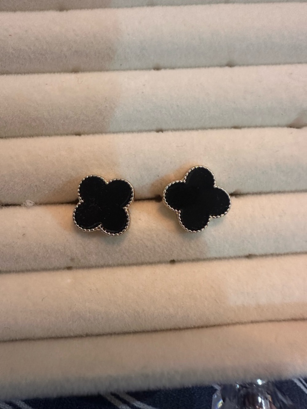 Black Clover-Style Stud Earrings - Women's Jewelry